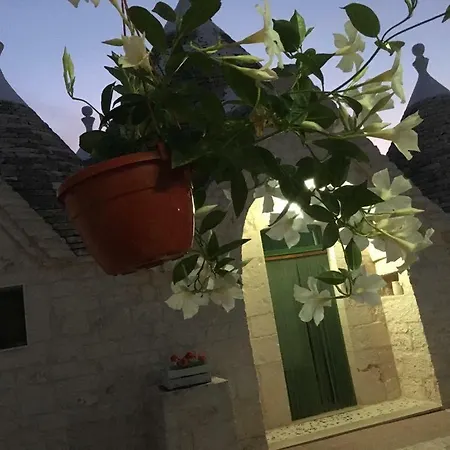 Trullo Le Tre Sorelle Hétvégi ház *