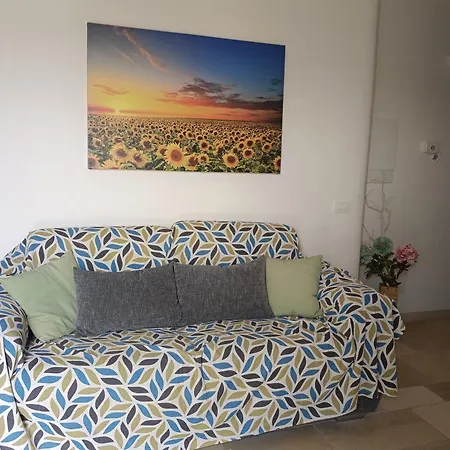 Trullo Le Tre Sorelle تْشيستيرنِنو