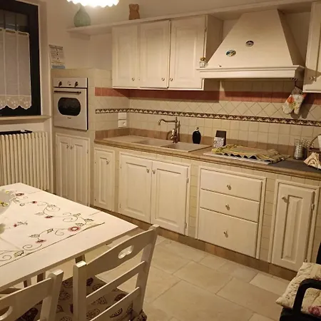 Trullo Le Tre Sorelle منزل ريفي *