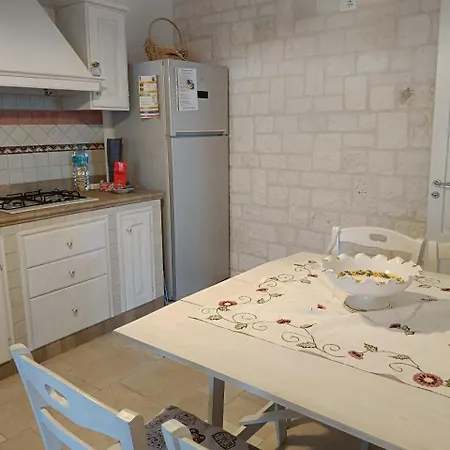 منزل ريفي Trullo Le Tre Sorelle *