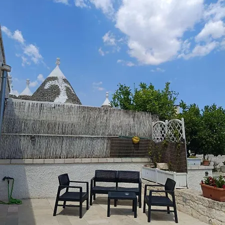 منزل ريفي Trullo Le Tre Sorelle تْشيستيرنِنو