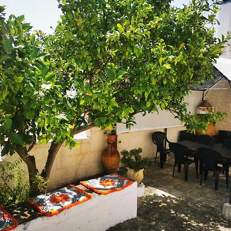 Gospodarstwo wiejskie Trullo Le Tre Sorelle Cisternino